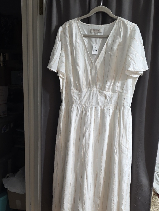 Dresses & Skirts - NWT Loft Women's Dress Cream W/Glittery Gold Stripes V-Neck Elastic Lined Sz XXL